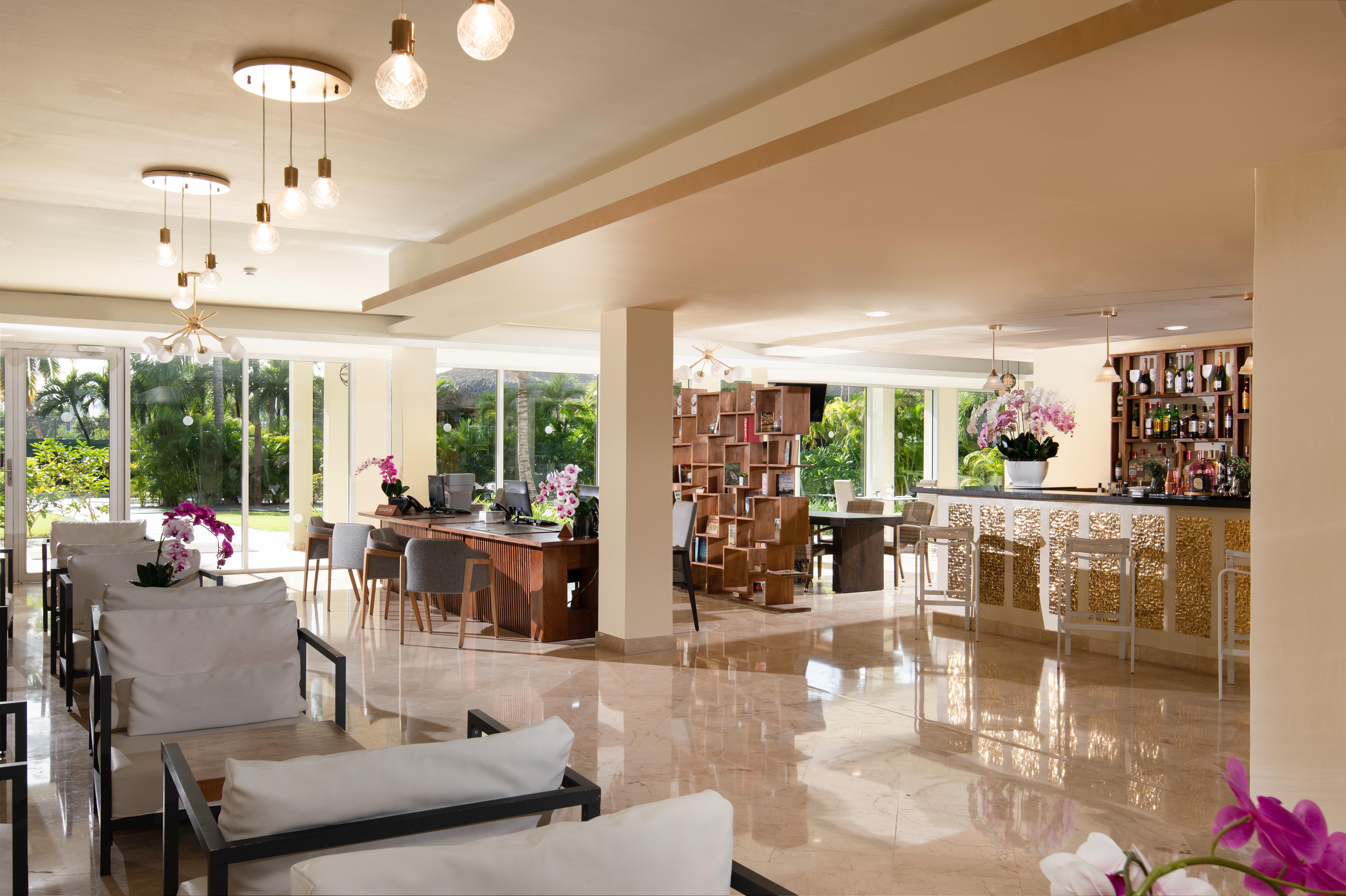 Impressive Premium Punta Cana Exterior foto The lobby at the Four Seasons Hotel Miami
